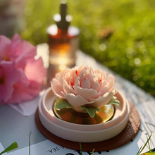 Load image into Gallery viewer, Peony Porcelain Flower Aroma Gift Box